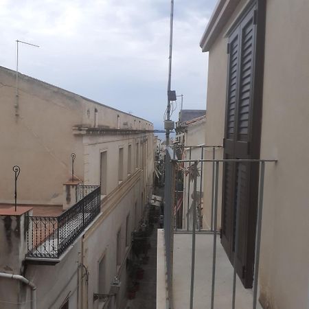 A Casa Dell'Artista Apartamento Cefalù Exterior foto